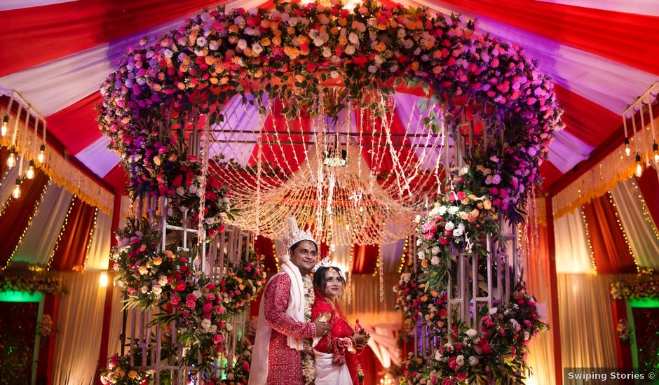 Madhuparna and Sayan's wedding in North 24 Parganas, West Bengal