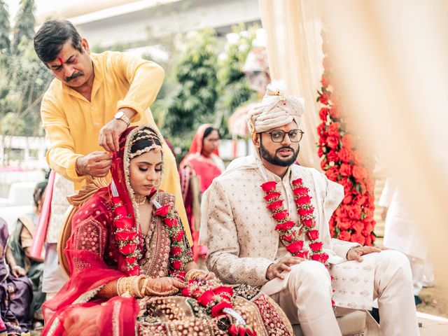 Anshita and Sumeeth's wedding in North 24 Parganas, West Bengal 13