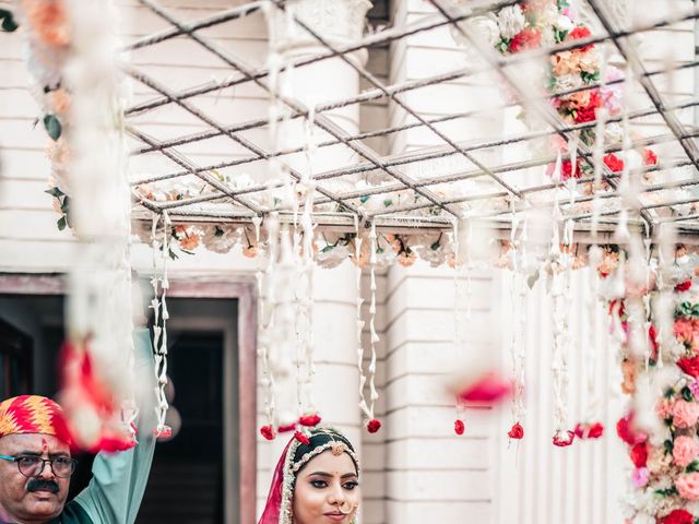 Anshita and Sumeeth's wedding in North 24 Parganas, West Bengal 17