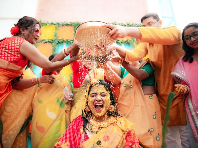 Rituraj and Ankita's wedding in North 24 Parganas, West Bengal 5