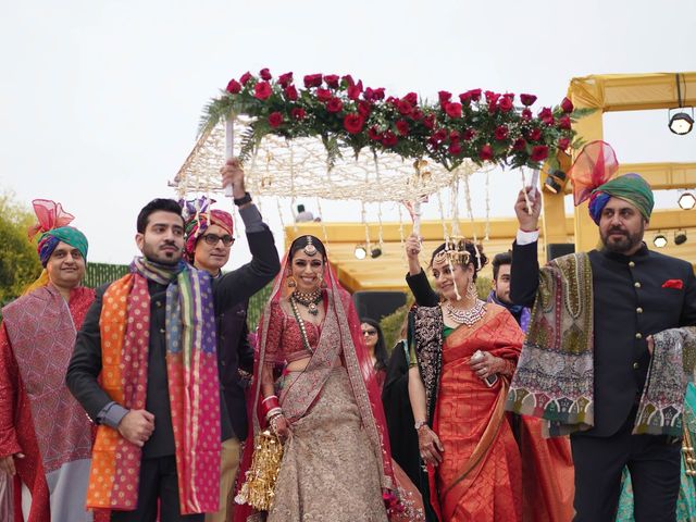 Abhra and Aditya&apos;s wedding in Amritsar, Punjab 35