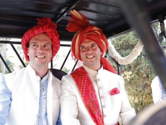 Salonee and Thom's wedding in Faridabad, Delhi NCR 14