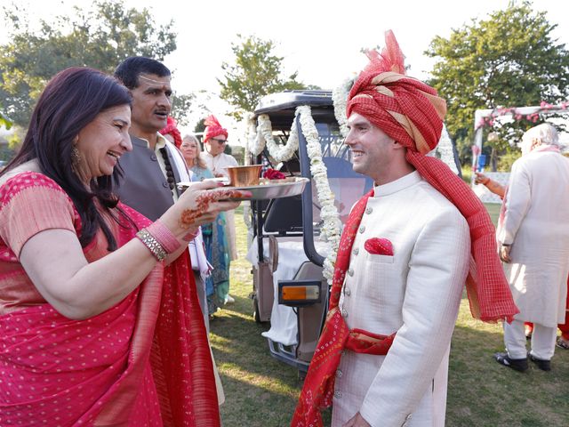 Salonee and Thom's wedding in Faridabad, Delhi NCR 15