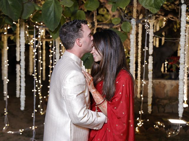Salonee and Thom's wedding in Faridabad, Delhi NCR 25