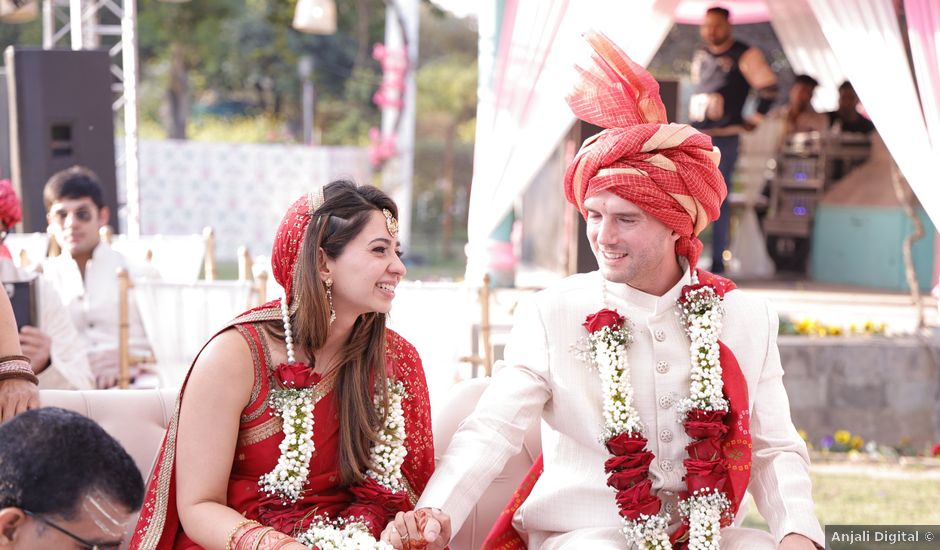 Salonee and Thom's wedding in Faridabad, Delhi NCR