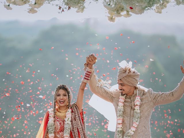 Aashna and Lalit's wedding in Satara, Maharashtra 13