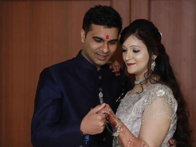 Sheetal and Rahul&apos;s wedding in Vadodara, Gujarat 6