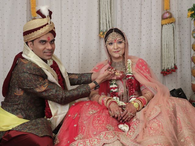 Sheetal and Rahul&apos;s wedding in Vadodara, Gujarat 18