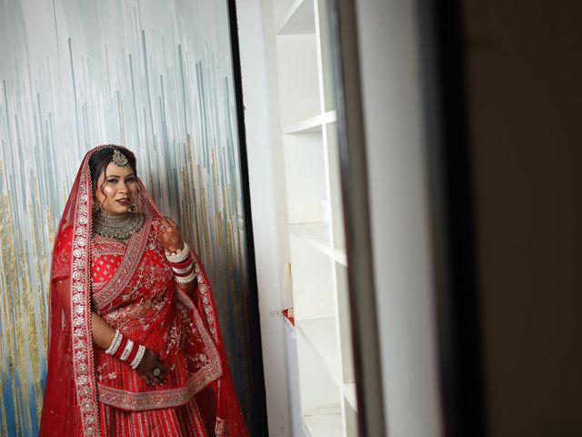 Akash and Neha's wedding in Lucknow, Uttar Pradesh 8