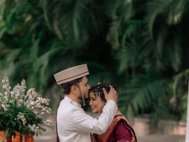 Sayali and Divyank's wedding in Pune, Maharashtra 23