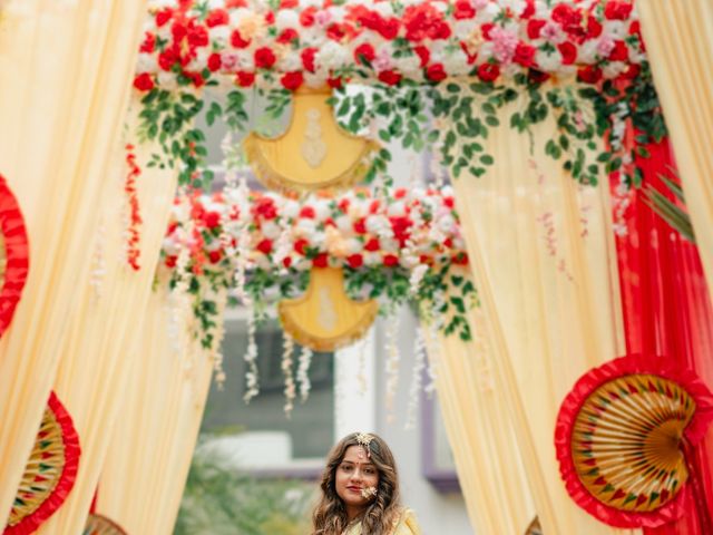 Ipsita and Anik's wedding in North 24 Parganas, West Bengal 8
