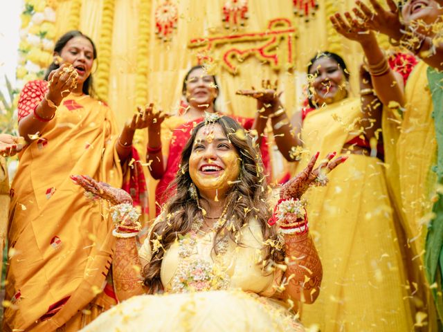Ipsita and Anik's wedding in North 24 Parganas, West Bengal 13