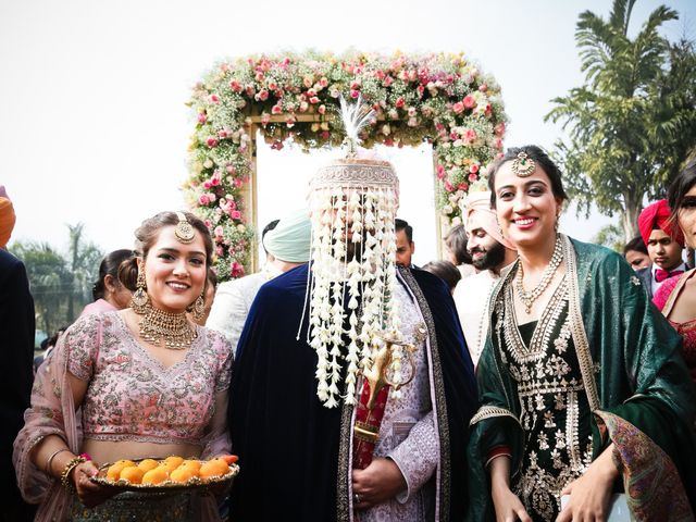 Shubreet and Gurkarn&apos;s wedding in Chandigarh City, Chandigarh 9