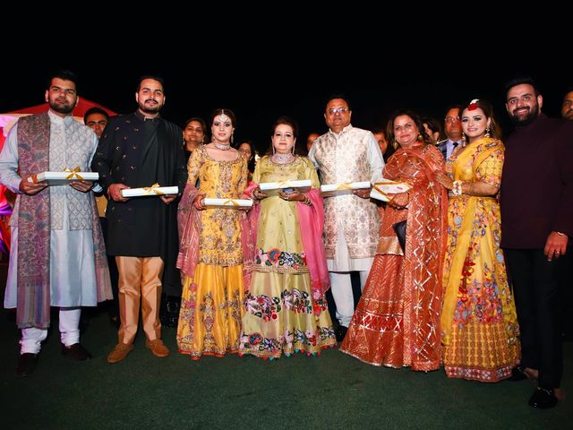 Priyanka and Anish&apos;s wedding in Gurgaon, Delhi NCR 70