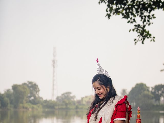 Arish and Aakash's wedding in Paschim Bardhaman, West Bengal 8