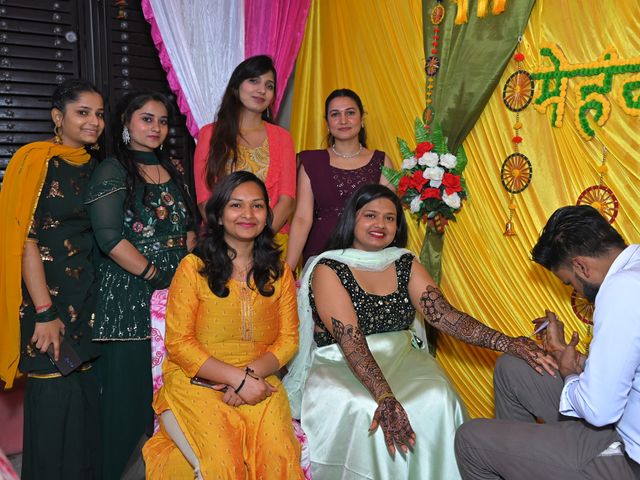 Mohini and Amit&apos;s wedding in North Delhi, Delhi NCR 8