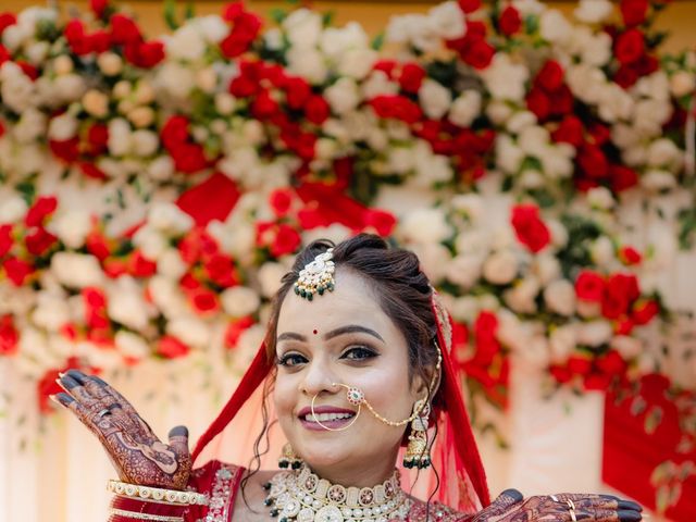Jyoti and Kunal's wedding in Kolkata, West Bengal 24