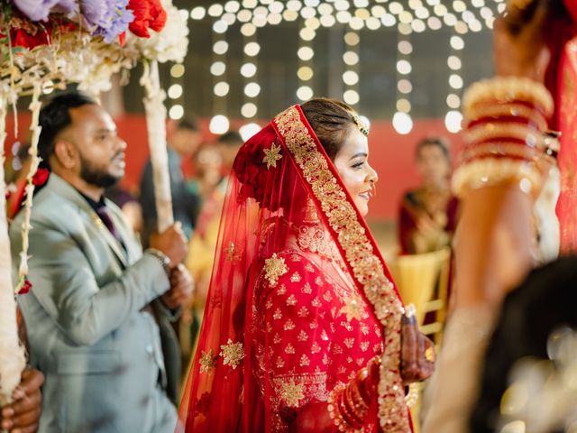 Jyoti and Kunal's wedding in Kolkata, West Bengal 27