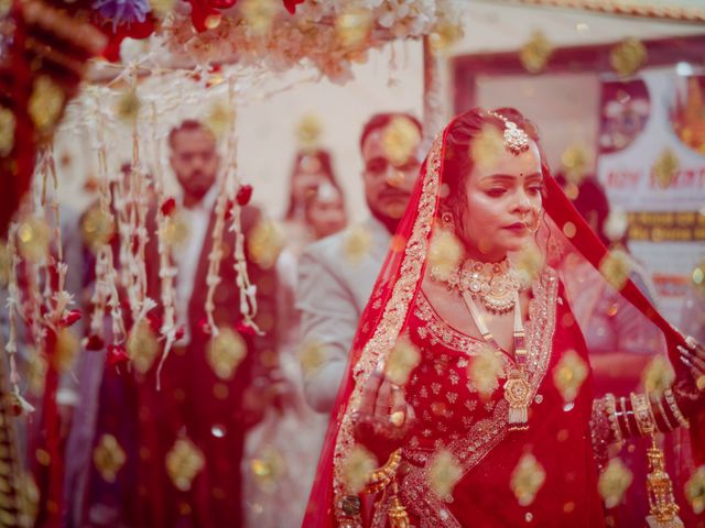 Jyoti and Kunal's wedding in Kolkata, West Bengal 28