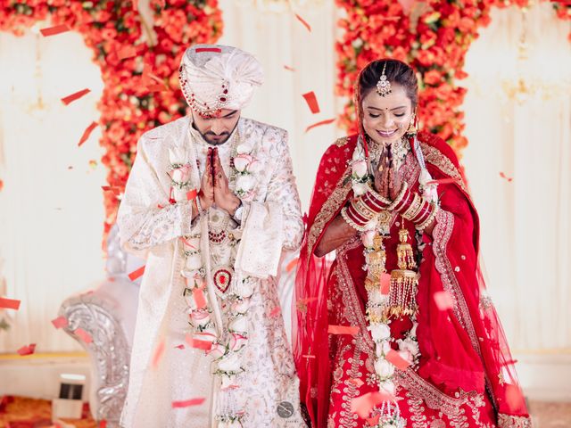 Jyoti and Kunal's wedding in Kolkata, West Bengal 32