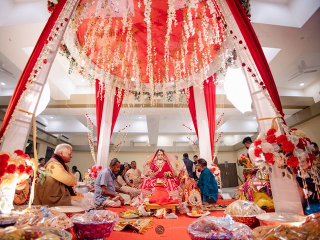 Jyoti and Kunal's wedding in Kolkata, West Bengal 36