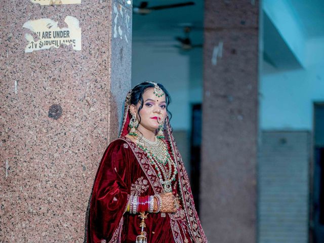 Barkha and Bhupender's wedding in Faridabad, Delhi NCR 20