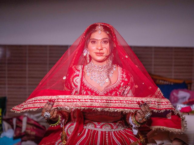 Sakshi and Amit's wedding in Faridabad, Delhi NCR 18
