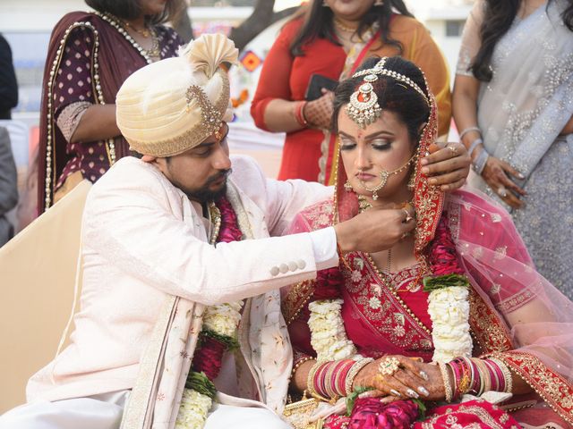 Mandavi and Shashank&apos;s wedding in Lucknow, Uttar Pradesh 22