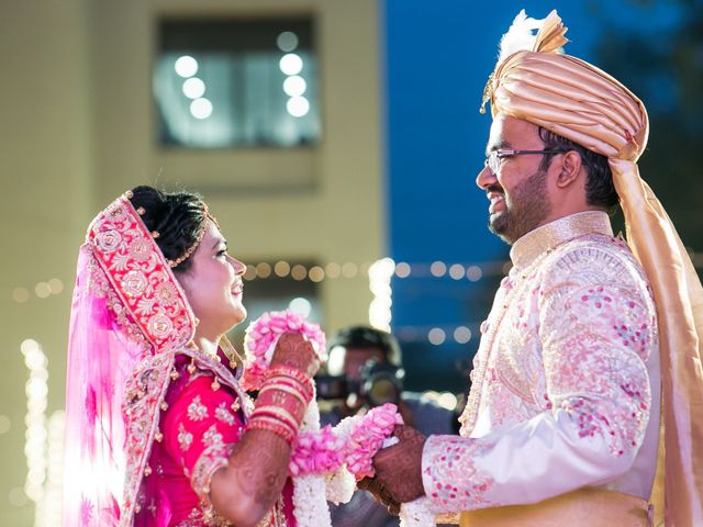 RONAK and PRIYANKA&apos;s wedding in Mumbai, Maharashtra 24