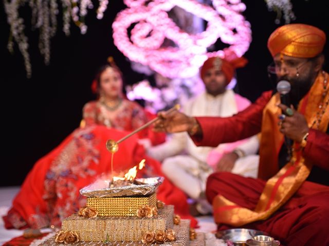 Sweta and Vaibav&apos;s wedding in Lucknow, Uttar Pradesh 70