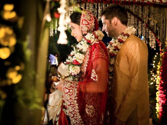 Sushmita and Ross&apos;s wedding in Kolkata, West Bengal 36