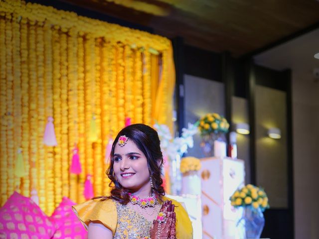 Akshay and Mayuri&apos;s wedding in Dhule, Maharashtra 24