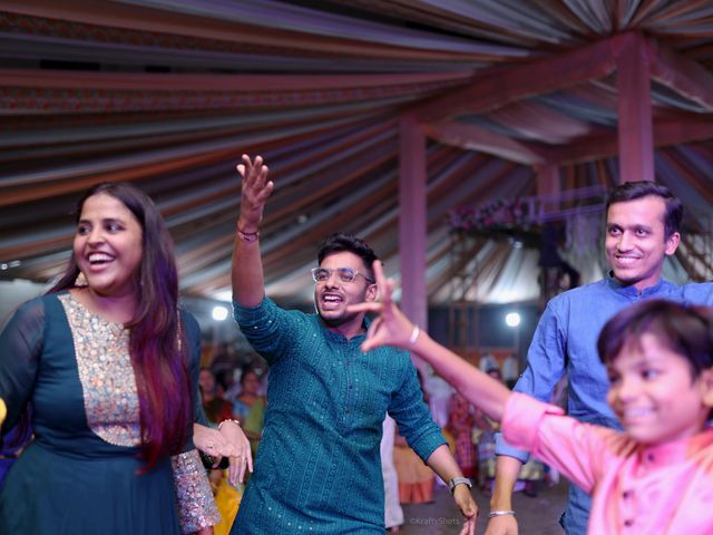 Akshay and Mayuri&apos;s wedding in Dhule, Maharashtra 44