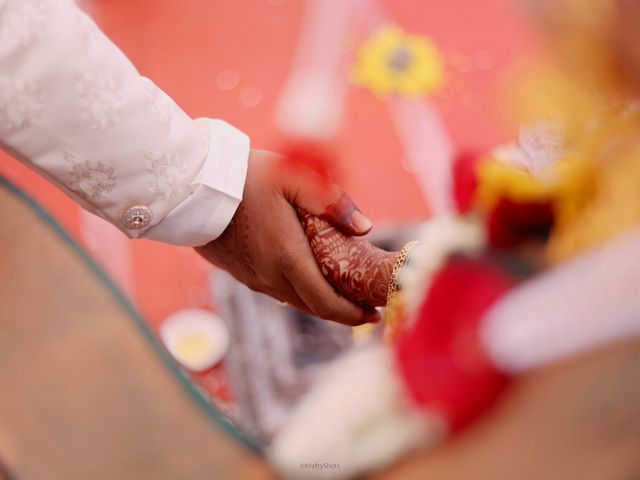 Akshay and Mayuri&apos;s wedding in Dhule, Maharashtra 100