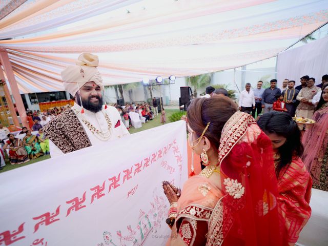 Akshay and Mayuri&apos;s wedding in Dhule, Maharashtra 132