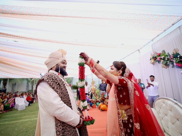 Akshay and Mayuri&apos;s wedding in Dhule, Maharashtra 133