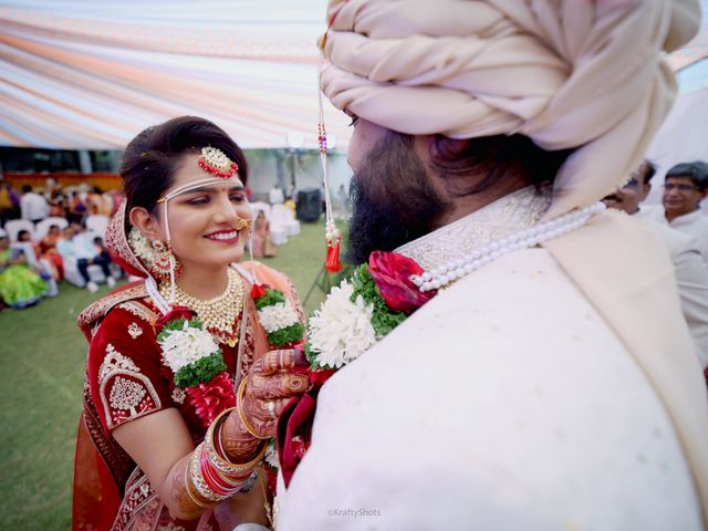Akshay and Mayuri&apos;s wedding in Dhule, Maharashtra 136