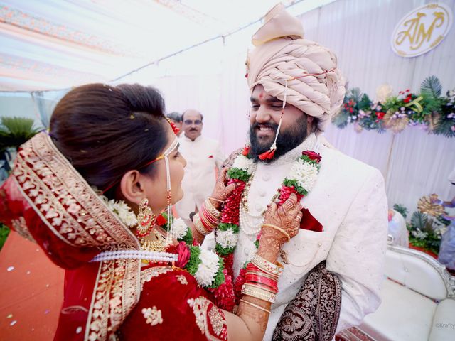 Akshay and Mayuri&apos;s wedding in Dhule, Maharashtra 137