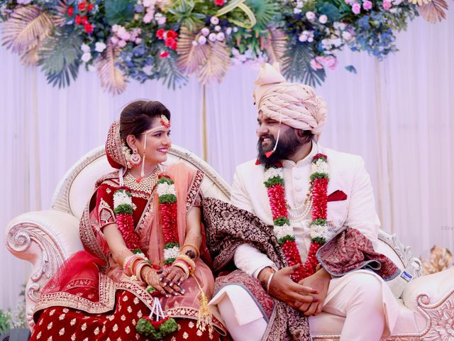 Akshay and Mayuri&apos;s wedding in Dhule, Maharashtra 139