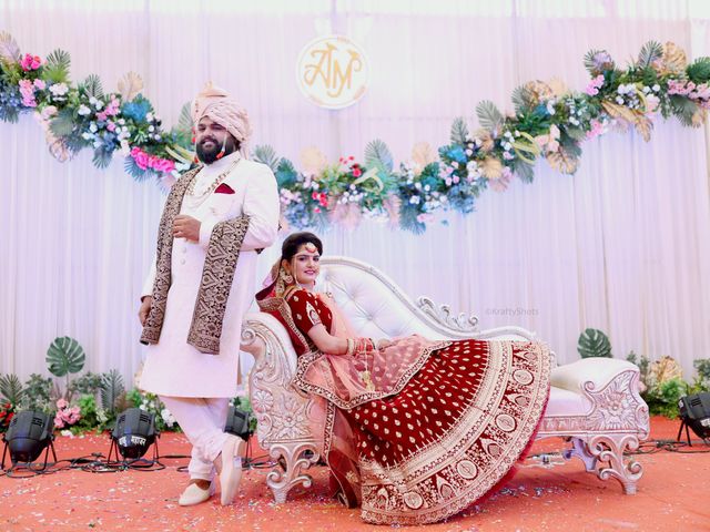 Akshay and Mayuri&apos;s wedding in Dhule, Maharashtra 140