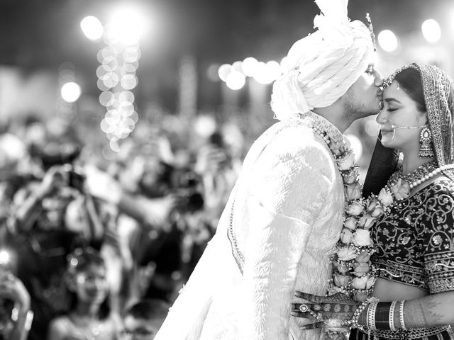 Preeti and Ashish&apos;s wedding in Noida, Delhi NCR 21
