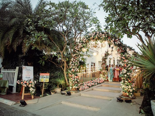 Shruti and Ashutosh's wedding in Gurgaon, Delhi NCR 32