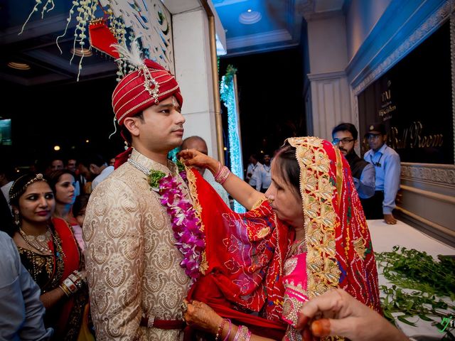 Swati and Ashwin&apos;s wedding in Hyderabad, Andhra Pradesh 14
