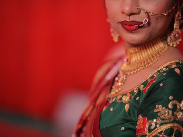 Nikita and Dhaval's wedding in Rajkot, Gujarat 4