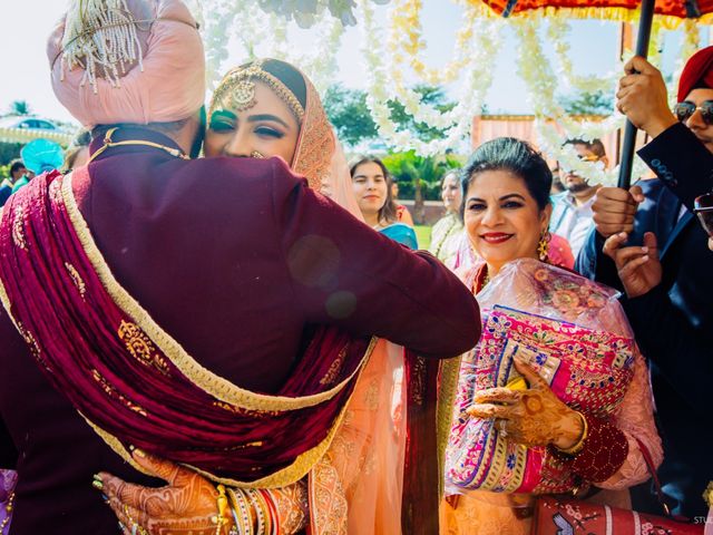 Diksha and Manmeet&apos;s wedding in Karnal, Haryana 59