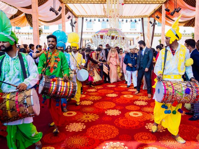 Diksha and Manmeet&apos;s wedding in Karnal, Haryana 73