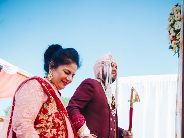 Diksha and Manmeet&apos;s wedding in Karnal, Haryana 52