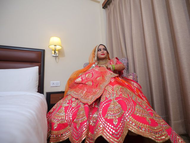 Apurva  and Anoop&apos;s wedding in Mathura, Uttar Pradesh 14