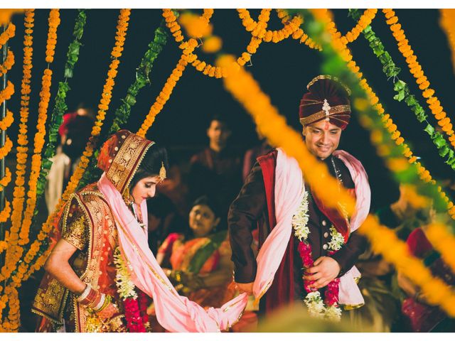 Priya and Abhishek&apos;s wedding in Gurgaon, Delhi NCR 15