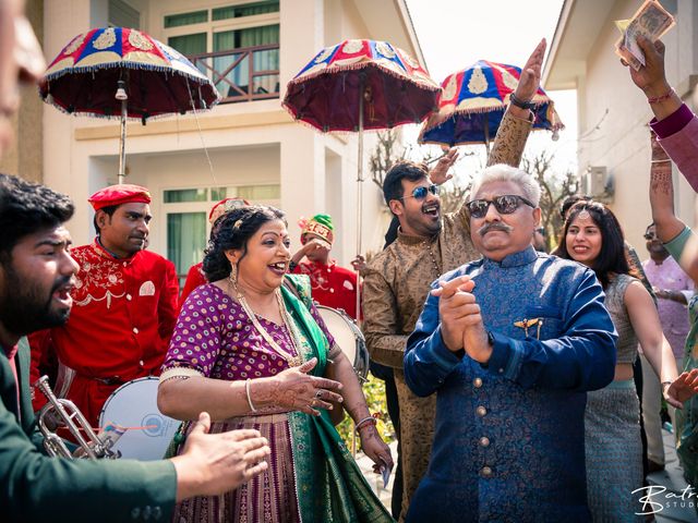 Tripti and Vaibhav&apos;s wedding in Nainital, Uttarakhand 176